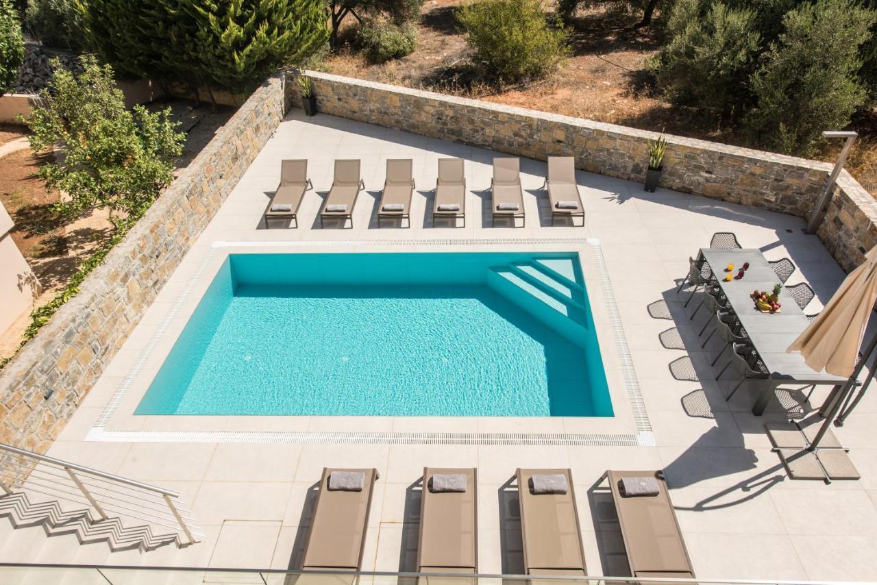 הרסוניסוס Luxury Villa Marelina מראה חיצוני תמונה