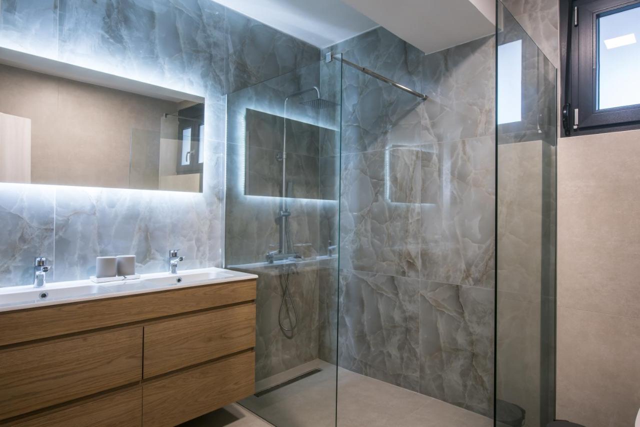 הרסוניסוס Luxury Villa Marelina מראה חיצוני תמונה